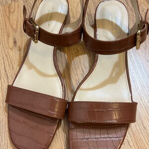 Liz Claiborne Tan Croc-Embossed Sandals